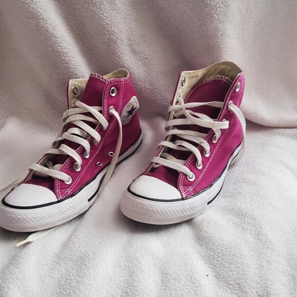 Converse Chuck Taylor All Star Hi Top Pink fuschia women 8 men 6 - Picture 1 of 9